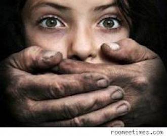 Ужасяващо! Пак изнасилиха индийка, този път в нотариална кантора (видео)