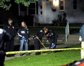 Мъж застреля бившата си жена и отвлече детето й