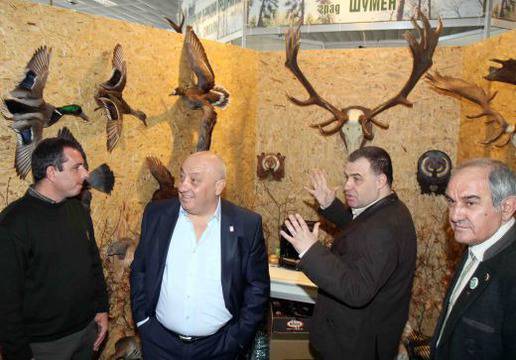 Миро Найденов и Георги Гергов се прехласнаха по ловни трофеи