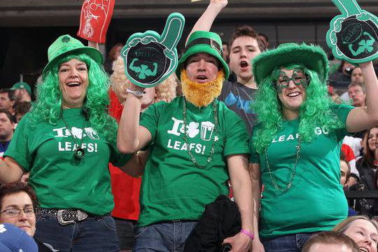 Нещо ирландско, нещо зелено, нещо с детелинка