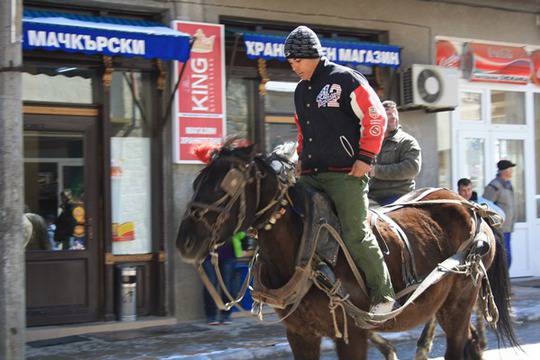 Страхливи коне за Тодоровден в Чепеларе