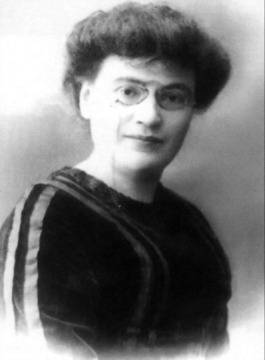 Ана Карима и Евгения Марс едва не си оскубали косите заради Вазов