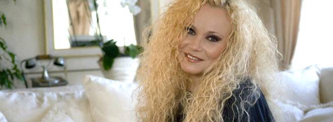 Да помогнем на Емилия!