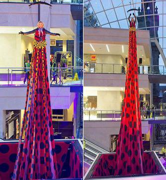 Показаха най-дългата дизайнерска рокля в света