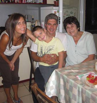 Силвия Геловска: За да живее, съпругът ми се оперира с кибернож в Турция!