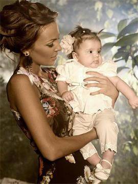 Истина или лъжа: Николета Лозанова се снима в клип на американски рапъри