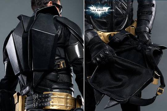 Футуристичната раница на Батман