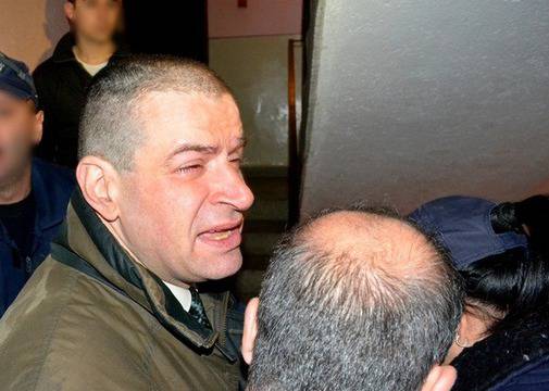 Бивш седесар пробва да се запали в Ботевград