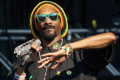 Премиера: Snoop Lion ft. Cori B & Drake – No Guns Allowed
