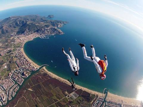 Парашутисти в Испания