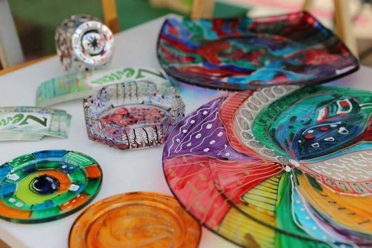 Ателие за ръчно рисувано стъкло в галерия Zелена