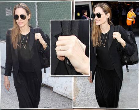 ДОКАЗАТЕЛСТВОТО! Анджелина Джоли носи брачна халка