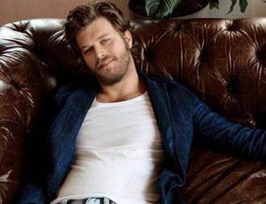 За първи път! Вижте дома на Къванч Татлату