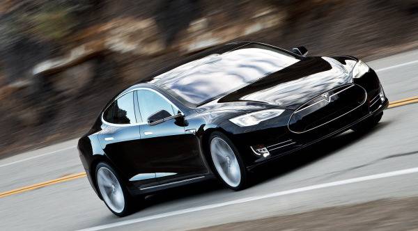 Tesla Model S стана зелена кола на годината 2013