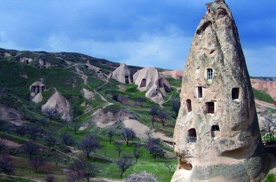 Живот в скалите