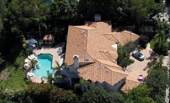 УАУ! Вижте дома на Парис Хилтън