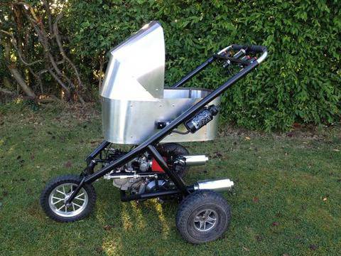 ВИДЕО: Най-бързата бебешка количка в света?