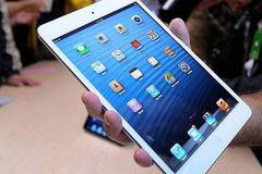 Apple получи отказ от патент на iPad Mini