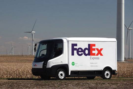 Куриерите на FedEx в Хонг Конг ще карат електрически камиони