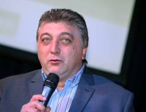 Легендарен бранител хвали двама национали