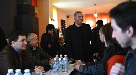 Предизборна България: ала – бала