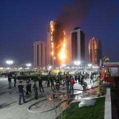 Горя небостъргач в Чеченската столица Грозни