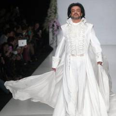 Киркоров облече булчинска рокля