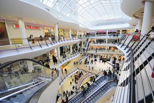 Спечелете семейни подаръци с Радио FM+ и Bulgaria Mall
