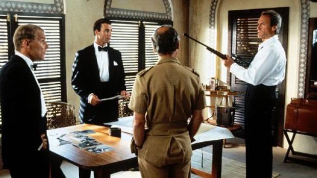 Бял ловец, черно сърце