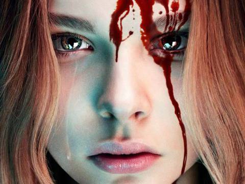 Клои Мориц в страховит първи трейлър на хоръра Carrie (Видео)
