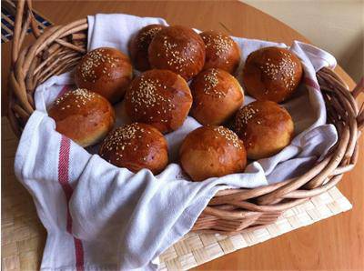 Домашни питки със сусам