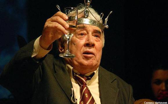 Правят паметник на Георги Калоянчев в Бургас