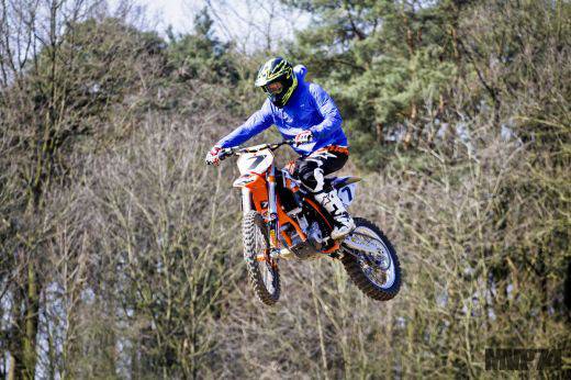 Кими Райконен яхна кросов мотор