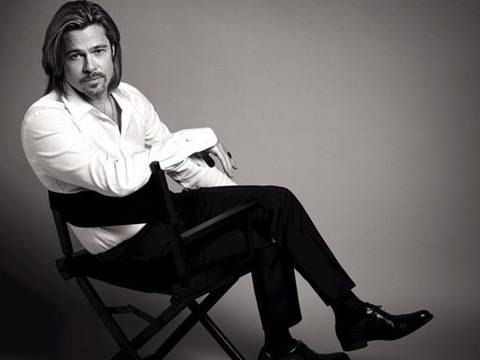 Брад Пит и Питър Динклидж раздават статуетки на MTV Movie Awards 2013