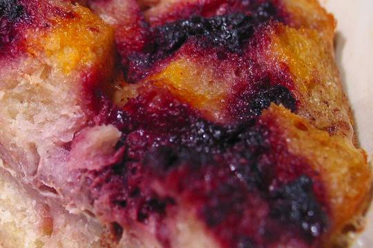 Пудинг от сушени сини сливи и сушени кайсии здравословно