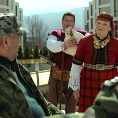 Валя Балканска влиза в „Етажна собственост”