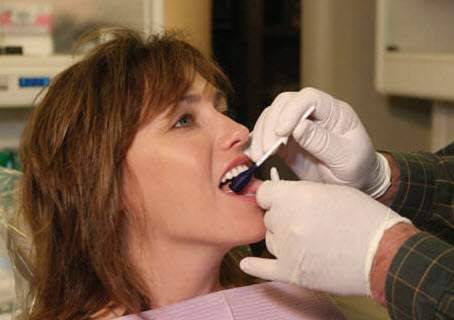 Доц. д-р Минчо Мелничаров: Раничка в устата, която не минава, е сигнал за рак