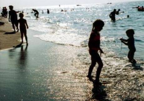 Учителки събличат голи деца от детска градина и блудстват с тях