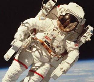 Днес е Международният ден на авиацията и космонавтиката