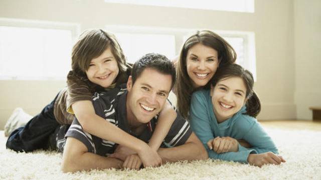 Да се състезаваме – „Мама, татко и аз“