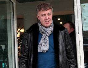 Наско Сираков разпердушини всички в Левски