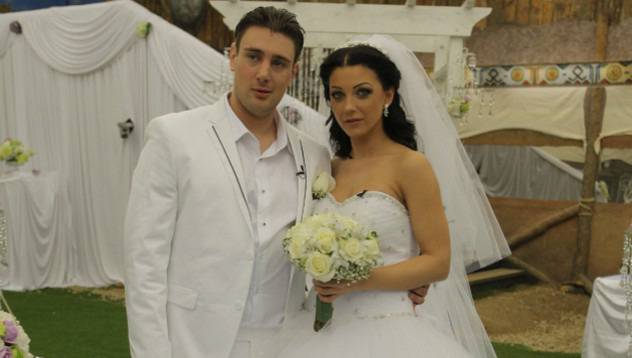 Емануела се омъжи в „Къртицата“ (снимки) видяна 8307 коментари 6