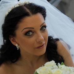 Емануела вдигна сватба в ”Къртицата”