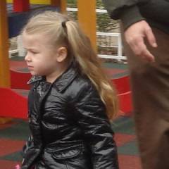 Ицо Хазарта: Уча децата си да обичат България