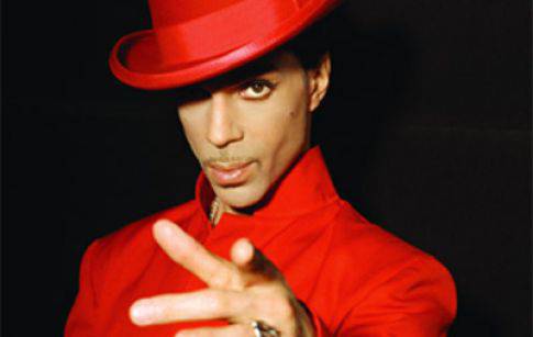 Принс тръгва на турне