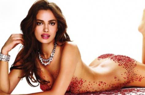 Гаджето на Роналдо отказа да нареже екип на Меси (ВИДЕО)