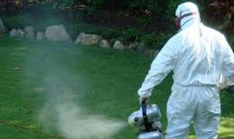 В София пръскат срещу кърлежи и комари