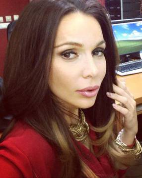 Галерия – Look of the day – Beauty – Омбре прическата на Алисия