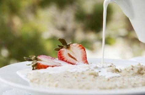 Лесна диета с овесени ядки и прясно мляко