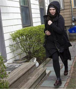 Съпругата на Тамерлан била „типично американско момиче с промит мозък“